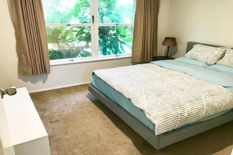 Photo of property in 2/5 Keldale Place, Forrest Hill, Auckland, 0620