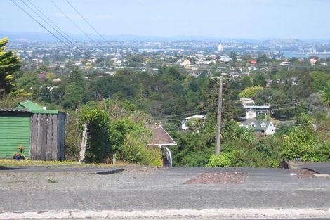 Photo of property in 29 High Road, Glenfield, Auckland, 0629