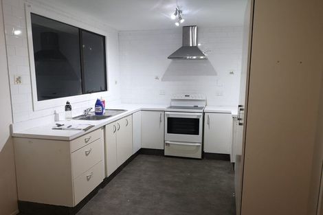 Photo of property in 12 Freyberg Crescent, Waikanae Beach, Waikanae, 5036