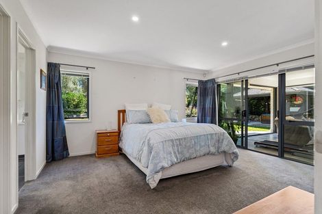 Photo of property in 7 The Glade, Carterton, 5713