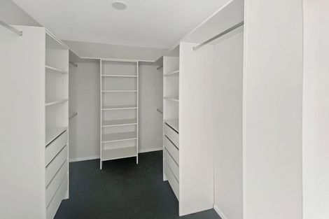 Photo of property in 24 Taroka Close, Pinehill, Auckland, 0632