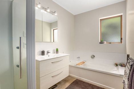 Photo of property in 3a Quinn Grove, Ranui, Porirua, 5024