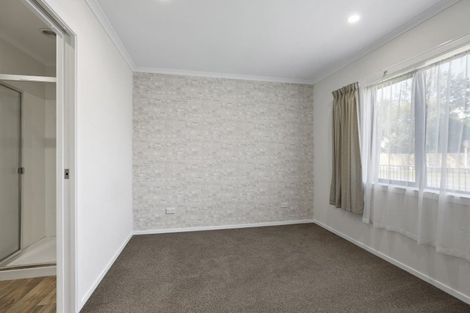 Photo of property in 2/17 Walter Street, Fairfield, Hamilton, 3214