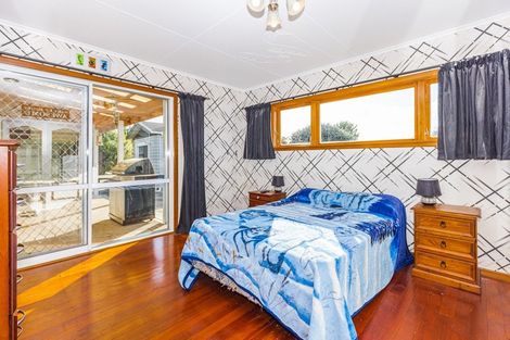 Photo of property in 17 Edward Street, Pahiatua, 4910