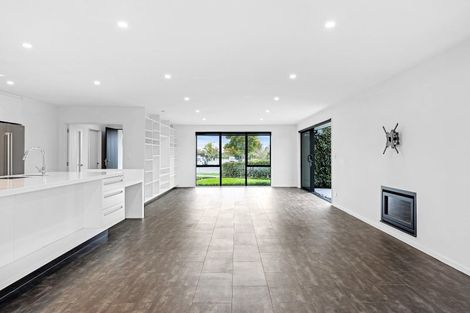 Photo of property in 59 Mokihi Gardens, Hillmorton, Christchurch, 8024