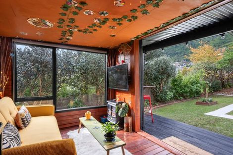 Photo of property in 28 Matenga Street, Waikanae, 5036