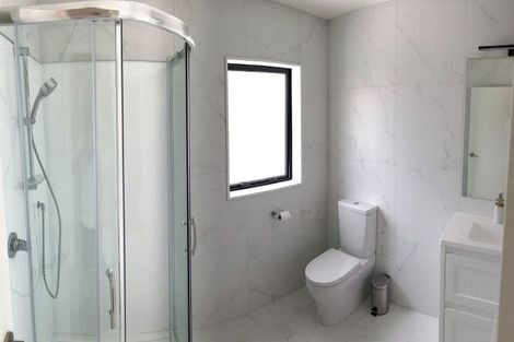 Photo of property in 68c Donovan Avenue, Massey, Auckland, 0614