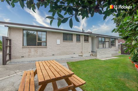 Photo of property in 16 Wickliffe Street, Mosgiel, 9024