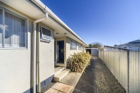 Photo of property in 2/272 Grey Street, Palmerston North, 4414
