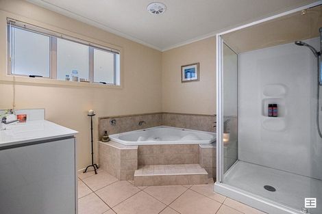 Photo of property in 5 Diamond Head, Hairini, Tauranga, 3112