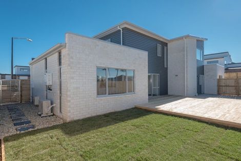 Photo of property in 11 Springside Court, Huntington, Hamilton, 3210