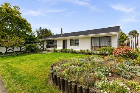 Photo of property in 10 Rush Place, Havelock North, 4130