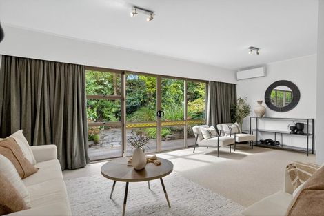 Photo of property in 1/1a Gordon Avenue, Forrest Hill, Auckland, 0620