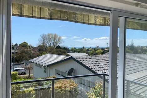 Photo of property in 1/15 Kayeleen Place, Cockle Bay, Auckland, 2014