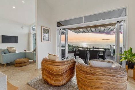 Photo of property in 77 Waitea Road, Muriwai, 0881