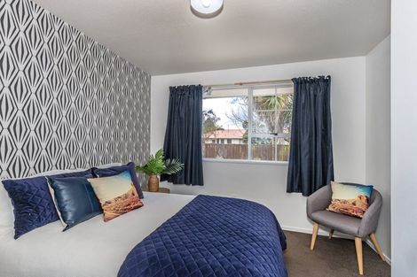 Photo of property in 71 Denise Crescent, Hornby, Christchurch, 8042