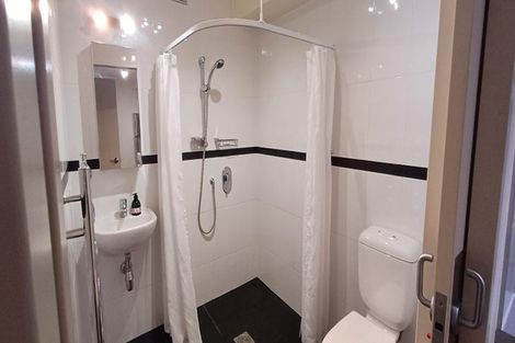 Photo of property in 1/15 Eske Place, Highland Park, Auckland, 2010