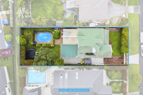 Photo of property in 7 Tui Glen Road, Birkenhead, Auckland, 0626