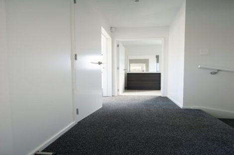 Photo of property in 1/22 Takapu Street, Henderson, Auckland, 0612