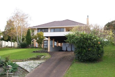 Photo of property in 71 Alexander Street, Cockle Bay, Auckland, 2014