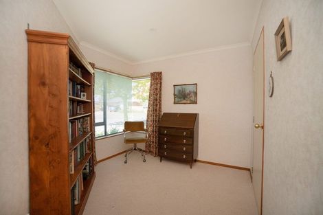 Photo of property in 20 Strachan Way, Highbury, Palmerston North, 4412