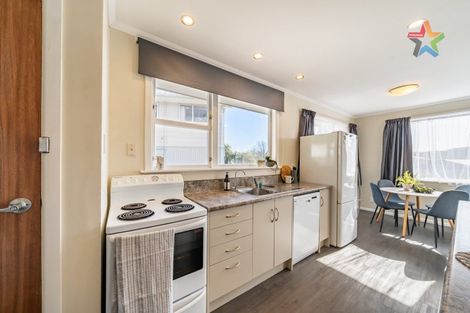 Photo of property in 21 Robson Street, Stokes Valley, Lower Hutt, 5019