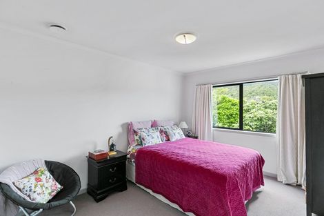 Photo of property in 10 Landsdowne Terrace, Karori, Wellington, 6012