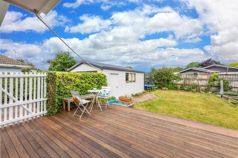 Photo of property in 18 Charlcott Street, Burnside, Christchurch, 8053