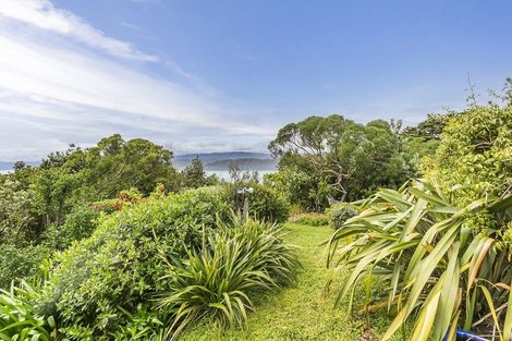 Photo of property in 13 Signallers Grove, Strathmore Park, Wellington, 6022