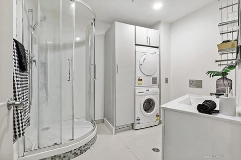 Photo of property in The Quay, 2/332b2 Lambton Quay, Wellington Central, Wellington, 6011