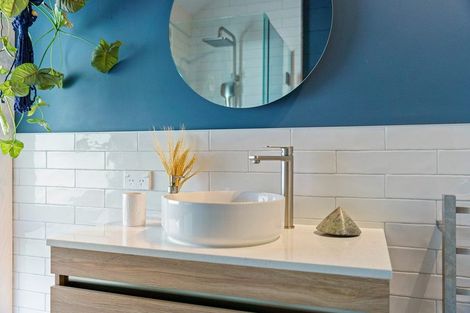 Photo of property in 175 Raumati Road, Raumati Beach, Paraparaumu, 5032