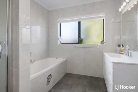 Photo of property in 3 Athenree Heights, Athenree, Katikati, 3177