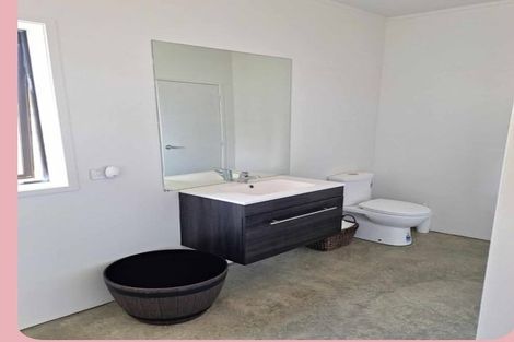 Photo of property in 752 Settlement Road, Hakaru, Wellsford, 0975