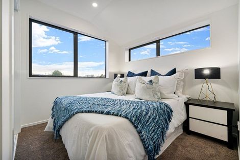 Photo of property in 21f Laura Street, Kelston, Auckland, 0602