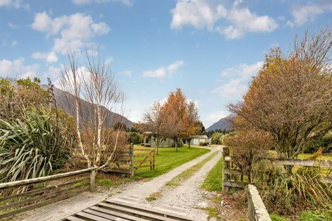 Photo of property in 2 Wilkin Road, Makarora, Wanaka, 9382