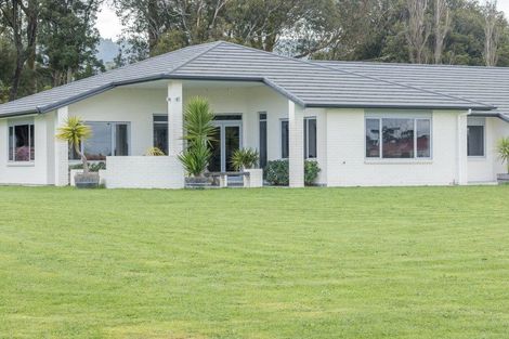 Photo of property in 24 Wakefield Road, Levin, 5571