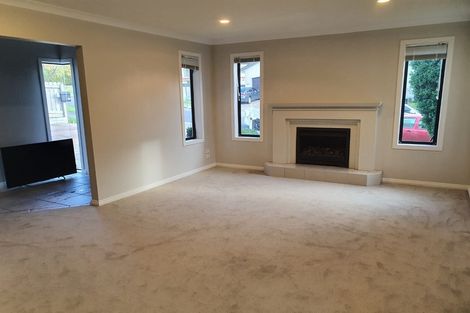 Photo of property in 79 Mt Lebanon Crescent, The Gardens, Auckland, 2105