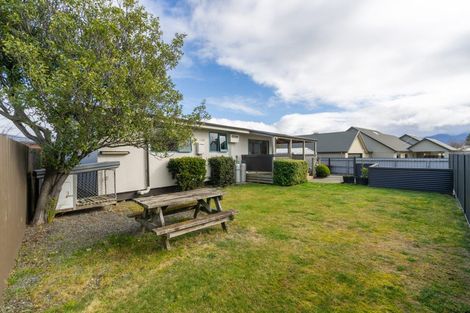 Photo of property in 22b Lawson Burrows Crescent, Te Anau, 9600