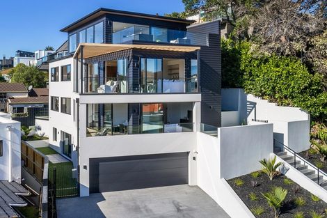 Photo of property in 2 Ronaki Road, Mission Bay, Auckland, 1071