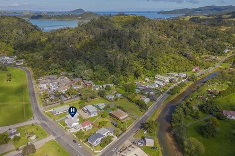 Photo of property in 316 Wharf Road, Coromandel, 3506