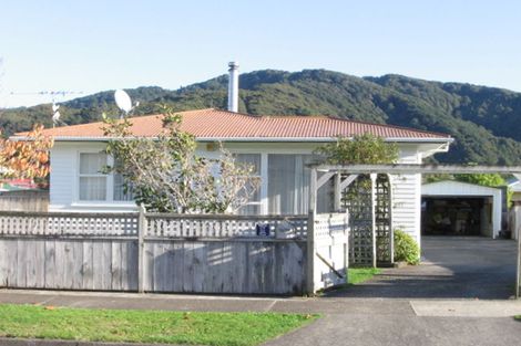 Photo of property in 13 Wetherby Grove, Wainuiomata, Lower Hutt, 5014