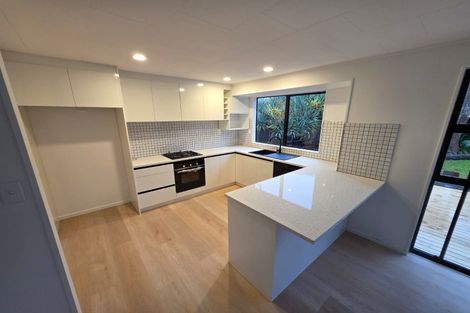 Photo of property in 18 Justamere Place, Weymouth, Auckland, 2103