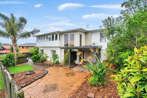 Photo of property in 34 Kirby Street, Glendene, Auckland, 0602