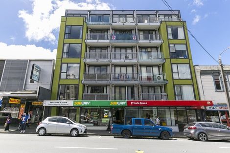 Photo of property in Dual Apartments, 403/142 Vivian Street, Te Aro, Wellington, 6011