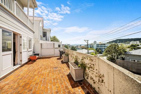 Photo of property in 32 Ohiro Road, Aro Valley, Wellington, 6021