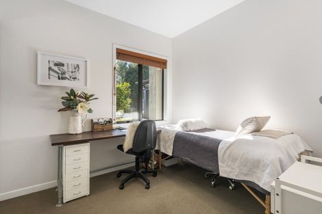 Photo of property in 20 Katelyn Place, Kinloch, Taupo, 3385