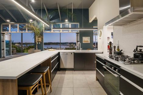 Photo of property in 38 Tanners Point Road, Tanners Point, Katikati, 3177