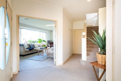 Photo of property in 15 Logan Avenue, Marewa, Napier, 4110