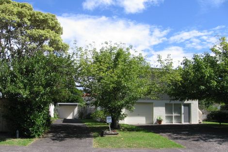 Photo of property in 2/21 Uppingham Crescent, Hillcrest, Auckland, 0627