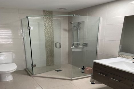 Photo of property in 221 Hobsonville Point Road, Hobsonville, Auckland, 0616